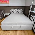 For A Short Rent In Kaunasbutas Trumpalaikei Nuomai Kaune Διαμέρισμα